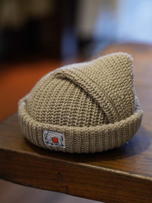  TENDER Co. - 825 ROUND RIB NIGHT CAP / WOOL GANSEY - ALMOND