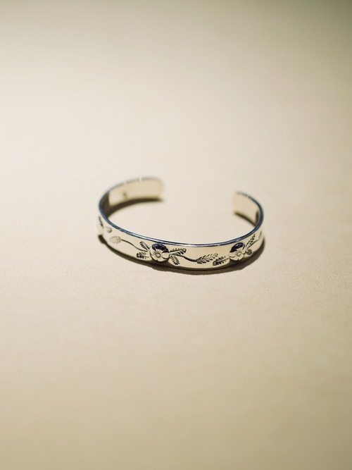  LARRY SMITH - SMALL FLOWER BRACELET