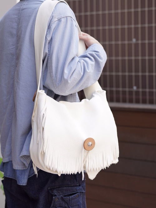  LARRY SMITH - FRINGE BAG, LARGE - WHITE
